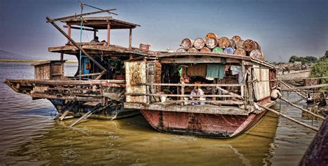 A working river boat seen on our boat trip to Mingun | Flickr