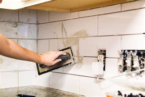 How to Install a Subway Tile Backsplash: Tips & Tricks