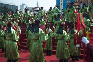 03.05 總統出席一貫道萬民祭天祈福大典 | 授權方式及範圍：中華民國總統府│政府網站資料開放宣告 Authoriza… | Flickr