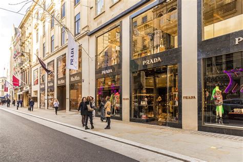 Old Bond Street in Mayfair, with its luxury stores and elegant brands in London, England, United ...