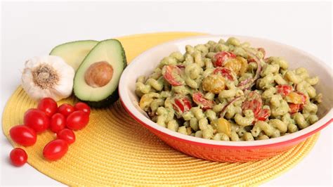 Creamy Avocado Pasta Recipe - Laura Vitale - Laura in the Kitchen Episode 928 - Recipe Flow