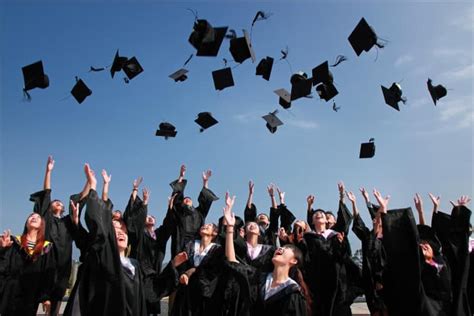 72 Songs for a Graduation Playlist - Spinditty