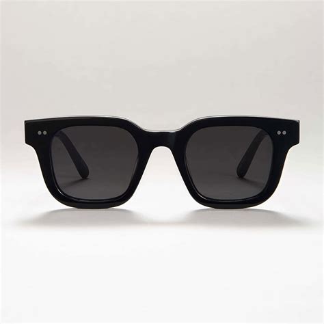 Sunglasses 04 i Black från CHIMI | Åhlens