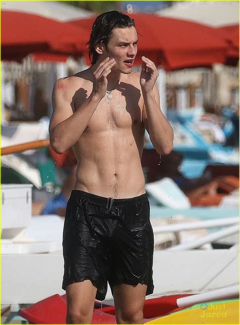 Louis Partridge Soaks Up the Sun During Time Off in Italy - See the Shirtless Photos! | Photo ...