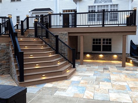 5 Deck Lighting Ideas | Popular Porch & Deck Lighting Options for 2019