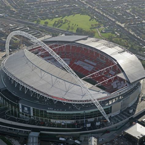 structures wembley stadium retractable roof 01 070517 - New Civil Engineer