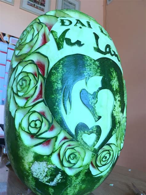Watermelon carving