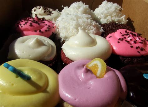 Georgetown Cupcake | They have 24 flavors, but only make a f… | Flickr