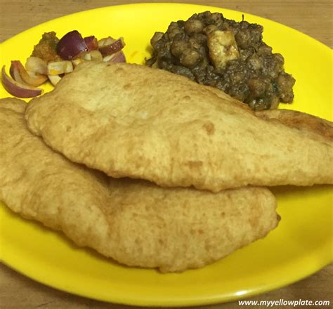 15 Legendary Places To Eat Best Chole Bhature in Delhi - My Yellow Plate