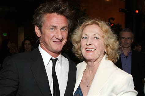 Eileen Ryan, Actress and Mother of Sean Penn, Dead at 94