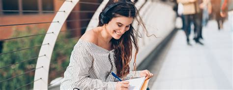 5 Ways Podcasts Can Improve Your Writing - Craft Your Content