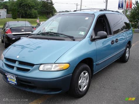 1999 Dodge Grand Caravan - Information and photos - MOMENTcar