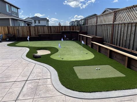 Best Artificial Grass for San Antonio TX Backyard Putting Greens