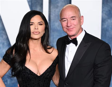 Jeff Bezos' fiancée: What is Lauren Sanchez's net worth? | HELLO!