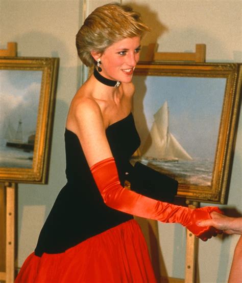 8 Princess Diana Dresses on Display at Vegas Exhibit | POPSUGAR Fashion