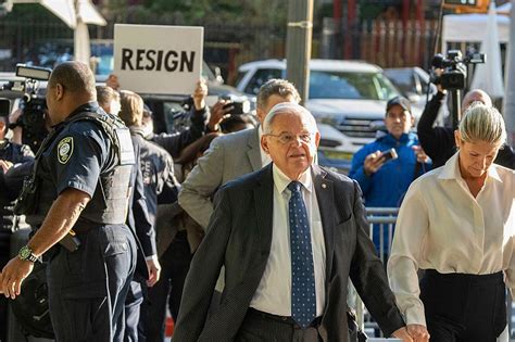 Poll: Large majority of NJ residents want Sen. Menendez to resign