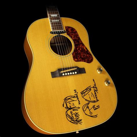 Gibson John Lennon J-160E Collection Acoustic Guitar Set | The Music Zoo