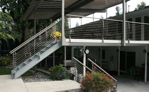 Stainless Steel Patio Railing with Galvanized Stairs – S.T.I Steeltec ...