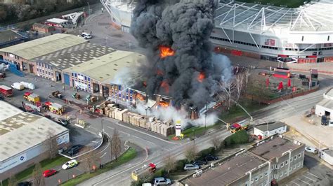 Southampton’s St Mary’s stadium evacuated as it's engulfed in smoke ...