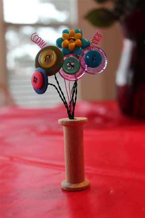 Button Flower Bouquet. Button Craft. | Button crafts, Crafts, Craft time