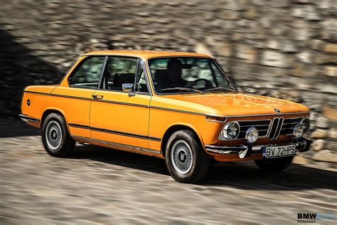 BMW 2002 - The First Sport Sedan