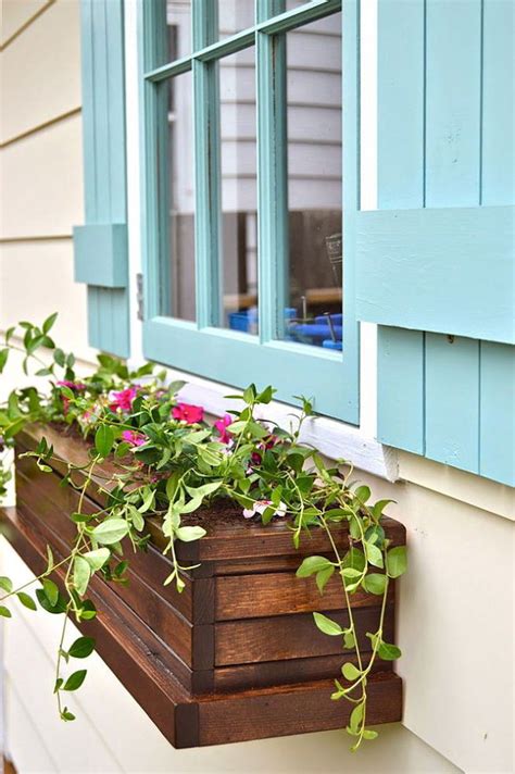 25 Wonderful DIY Window Box Planters | HomeMydesign