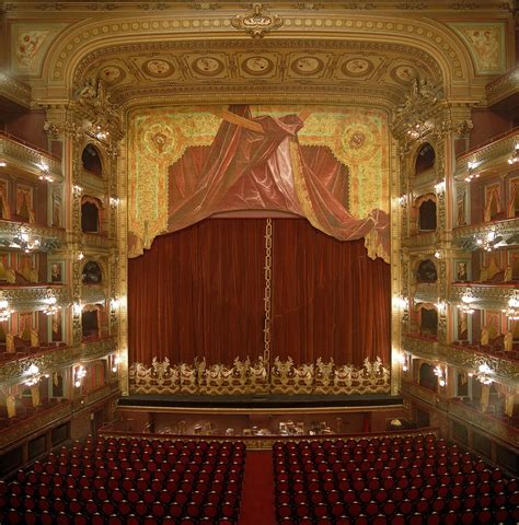 TEATRO COLÓN | L'opera oggi