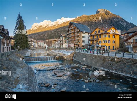 Moena italy hi-res stock photography and images - Alamy