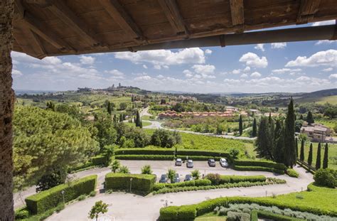 Luxury Hotel With View Of San Gimignano, San Gimignano, Toscana, Italy