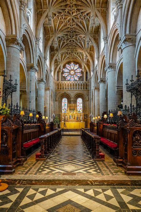 Entertablement Abroad – Christ Church Cathedral, Oxford – Entertablement