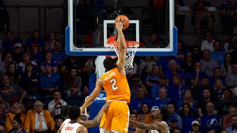 UT Vols basketball No. 3 in Associated Press, USA Today polls