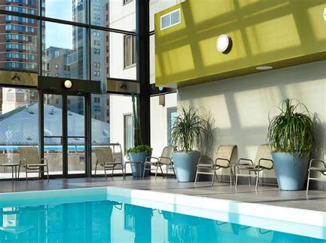 Guide to the Hotel Swimming Pools of Philadelphia 2018 | Hotel swimming pool, Pool, Hotel pool