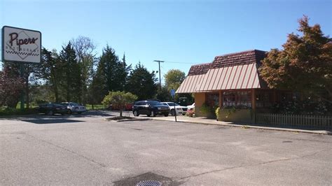 Pipers Restaurant | 25418 Telegraph Rd, Flat Rock, MI 48134, USA