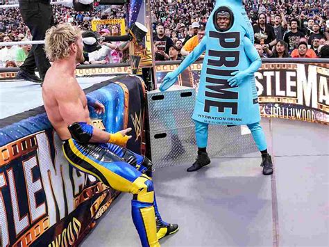 WATCH: KSI disguises himself as a Prime bottle mascot to assist Logan Paul at WrestleMania 39