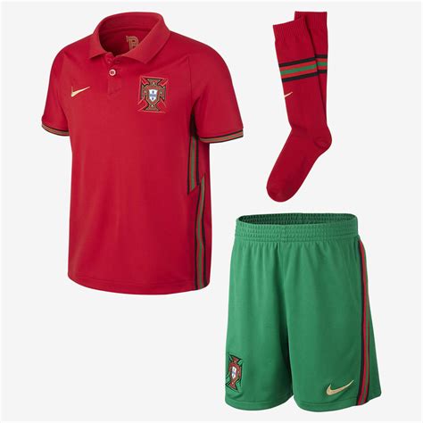 Portugal Fc Jersey 2021 : Wolves Unveil Portugal Inspired 2020 21 Third Kit Express Star / Jun ...