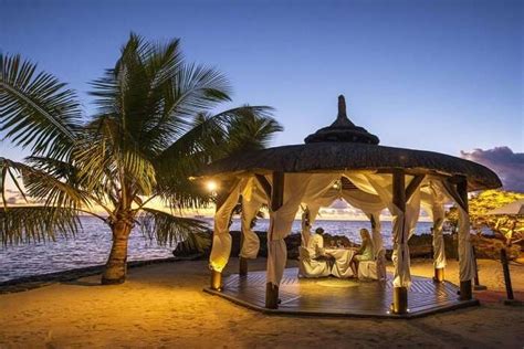 15 Romantic Mauritius Honeymoon Beach Resorts For Couples In 2023