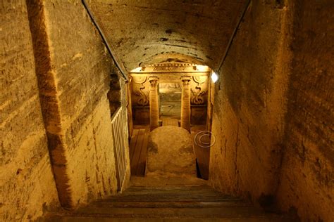 Piqture-PerFect: Egypt, Alexandria (Catacombs of komash)