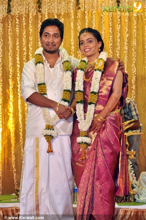 RECENT POLITICAL ISSUES IN KERALA: VINEETH SREENIVASAN WEDDING