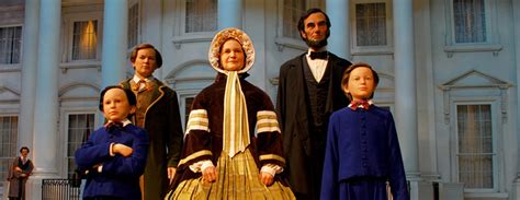 Tour the Abraham Lincoln Museum and Lincoln Sites – Springfield, IL – IFI at University of ...