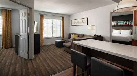 Modern Hotel in Denver Tech Center | Hyatt House Denver Tech Center