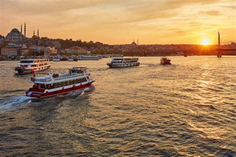 Crociera sul Bosforo al tramonto da Istanbul - scopriistanbul.com