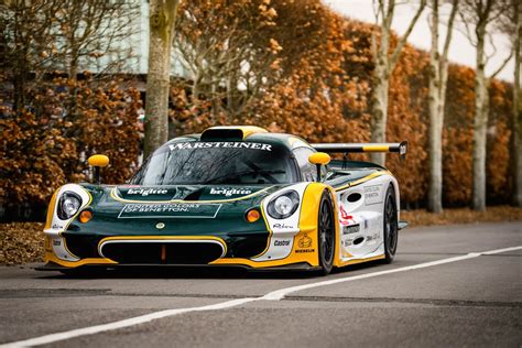 Lotus Elise GT1, la belle demoiselle trop frêle de l'endurance