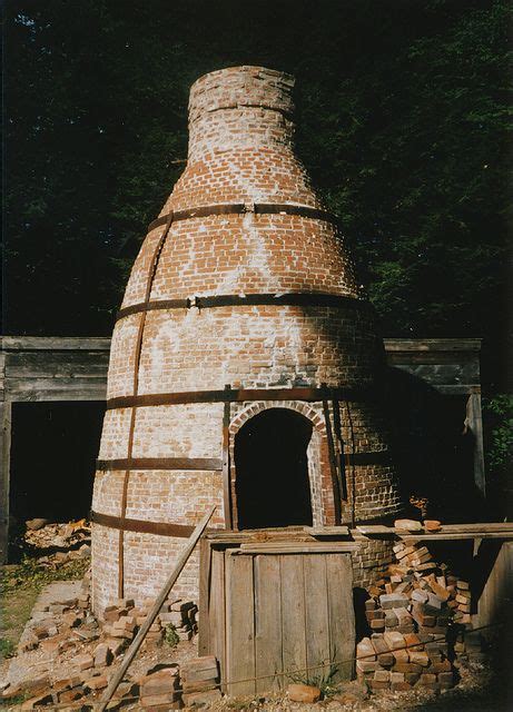 st06 Old Sturbridge Village - Pottery Kiln | Sturbridge village, Brick archway, Sturbridge