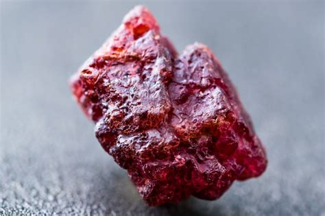 Spinel: Meaning, Properties, and Benefits You Should Know