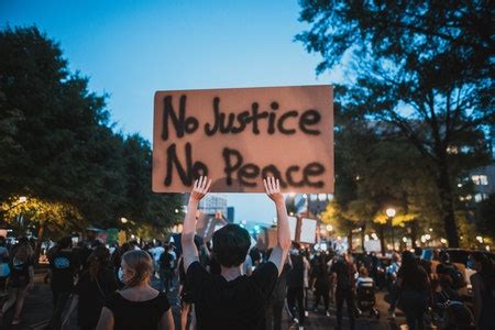 Peaceful Protest Definition & Examples - Lesson | Study.com