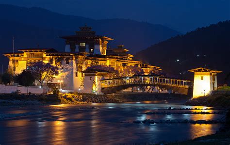 Photos: Punakha Dzong, Bhutan – Musings of a Wandering Mind