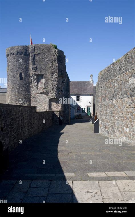 Carmarthen castle hi-res stock photography and images - Alamy