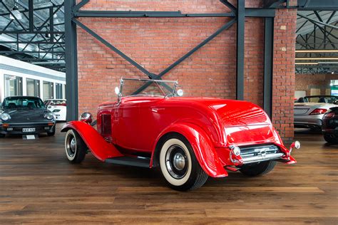 Ford roadster red (2) - Richmonds - Classic and Prestige Cars - Storage ...