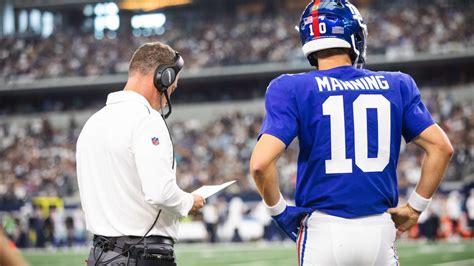 Coach Pat Shurmur talks Giants quarterbacks