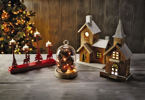 Inside the Wendy House: Light Up Christmas with Aldi Specialbuys